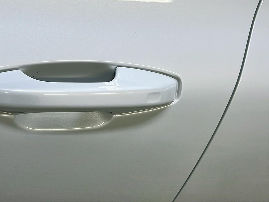 Volvo S60 B5 CORE CUIR TOIT PANO NAV 4RM 2024-24