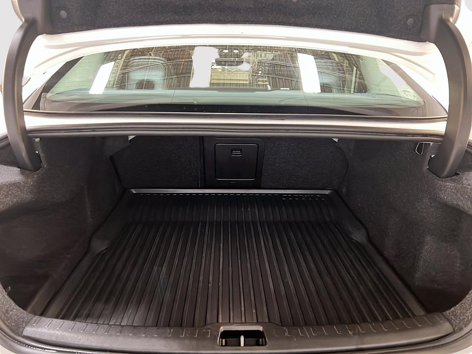 Volvo S60 B5 CORE CUIR TOIT PANO NAV 4RM 2024-12