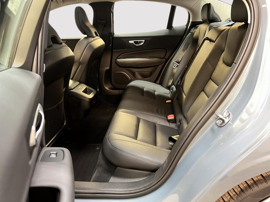 Volvo S60 B5 PLUS CUIR TOIT NAV 4RM 2024-8
