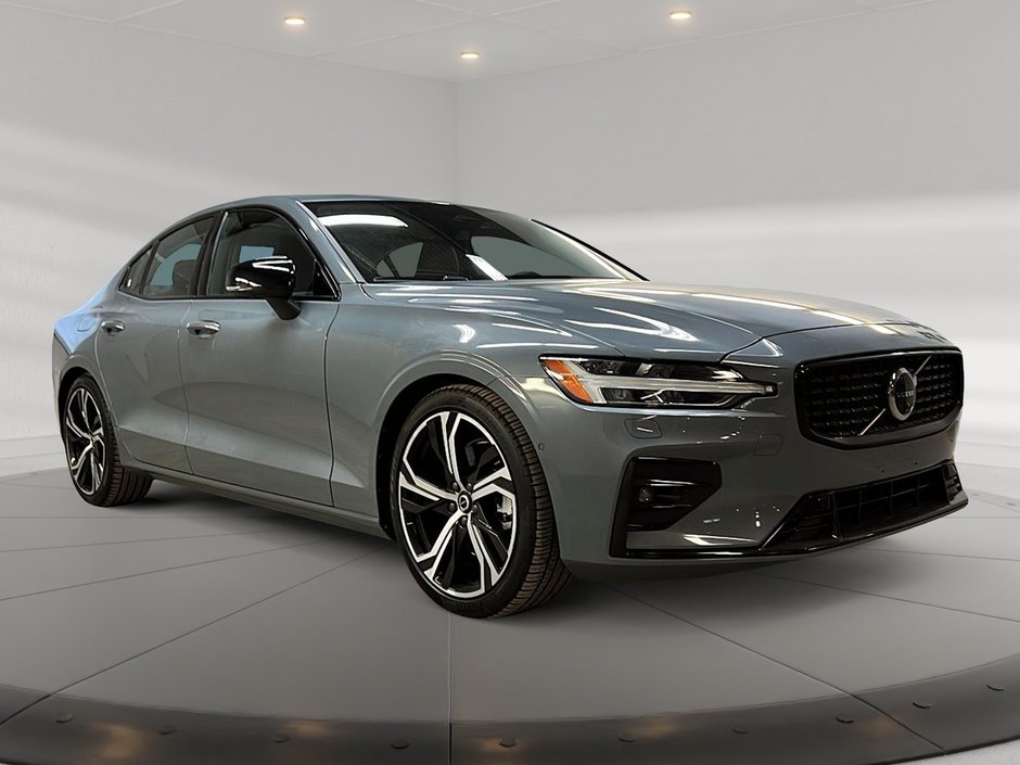 Volvo S60 B5 PLUS CUIR TOIT NAV 4RM 2024-2