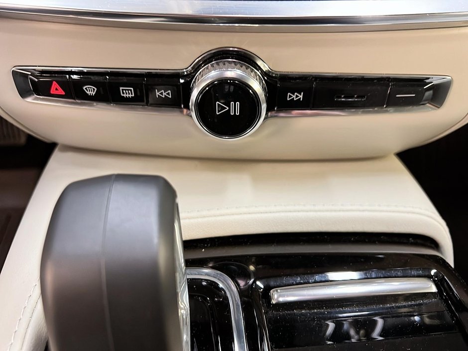 Volvo S60 T8 RECHARGE PLUS  CUIR TOIT NAV 2024-15
