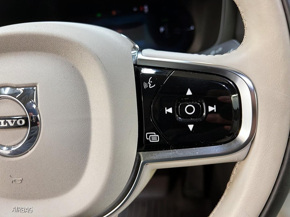 Volvo S60 T8 RECHARGE PLUS  CUIR TOIT NAV 2024-20