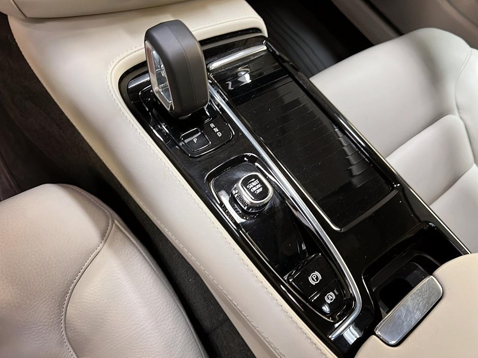 Volvo S60 T8 RECHARGE PLUS  CUIR TOIT NAV 2024-14