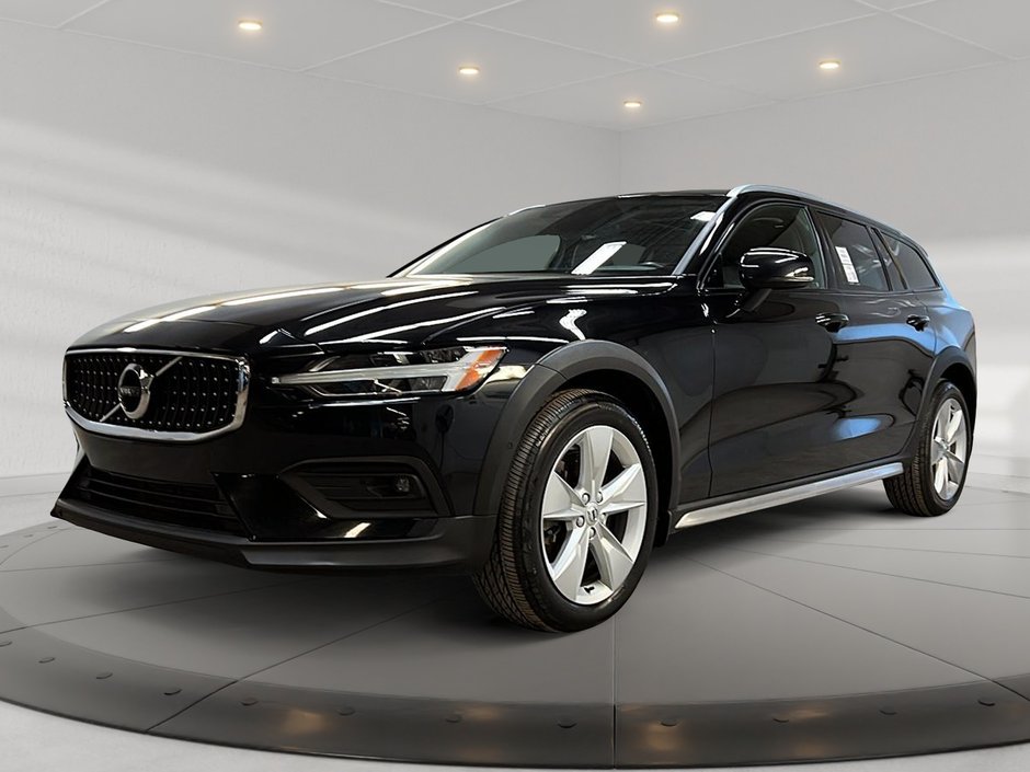 Volvo V60 T5 CROSS COUNTRY  CUIR TOIT PANO NAV 4RM 2021-0