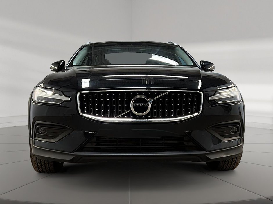 Volvo V60 T5 CROSS COUNTRY  CUIR TOIT PANO NAV 4RM 2021-1
