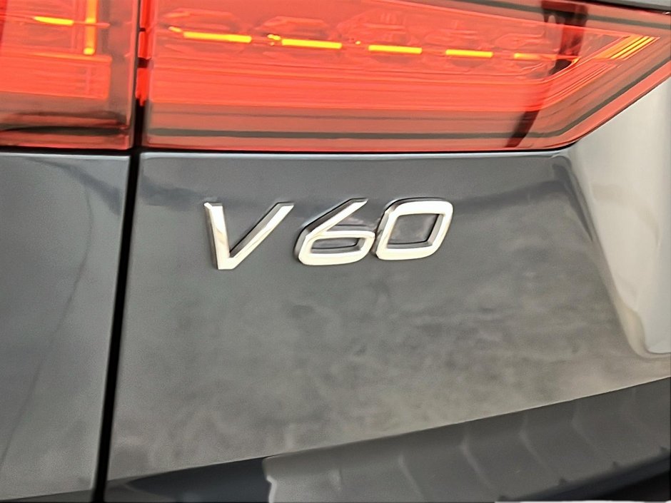 2025 Volvo V60 B5 CROSS COUNTRY CORE CUIR TOIT PANO NAV 4RM-28