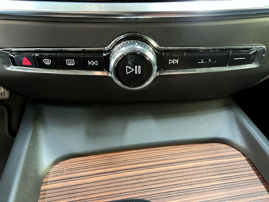 2025 Volvo V60 B5 CROSS COUNTRY CORE CUIR TOIT PANO NAV 4RM-16