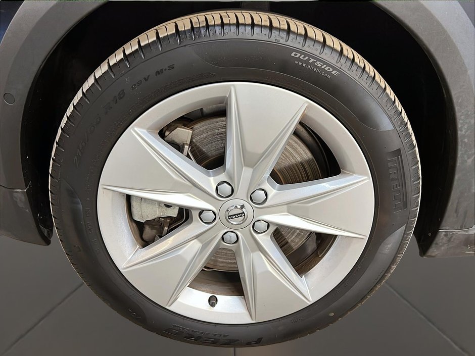 Volvo V60 B5 CROSS COUNTRY CORE CUIR TOIT PANO NAV 4RM 2025-31