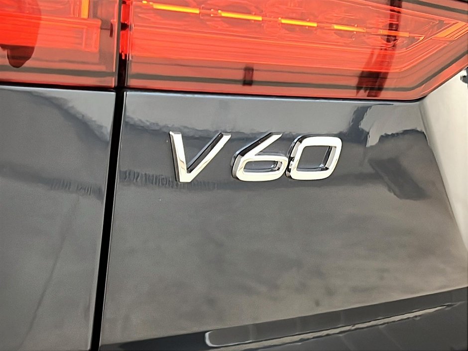 2025 Volvo V60 B5 CROSS COUNTRY PLUS CUIR TOIT PANO NAV 4RM-28