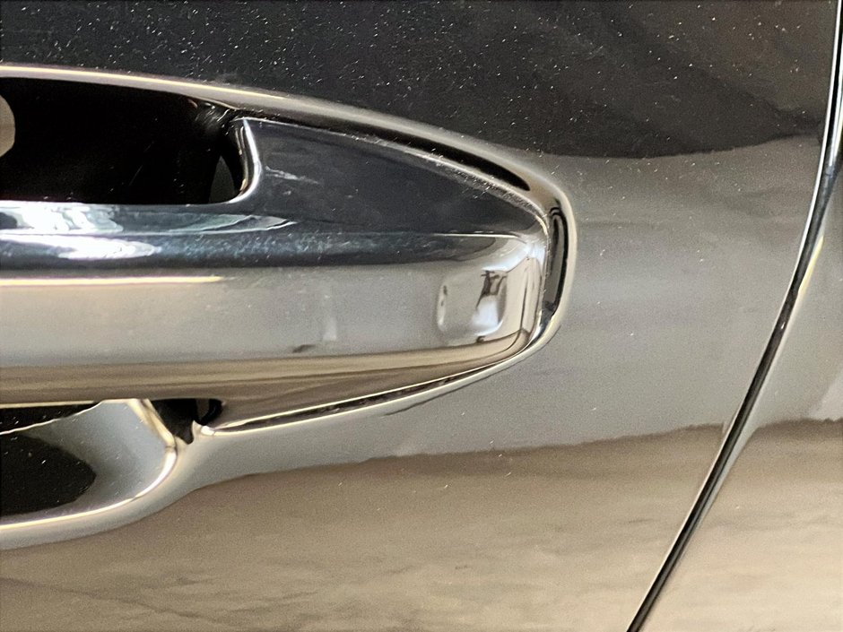 Volvo V60 B5 CROSS COUNTRY PLUS CUIR TOIT PANO NAV 4RM 2025-27