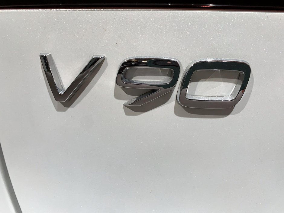 Volvo V90 B6 CROSS COUNTRY CUIR TOIT PANO 4RM 2022-24