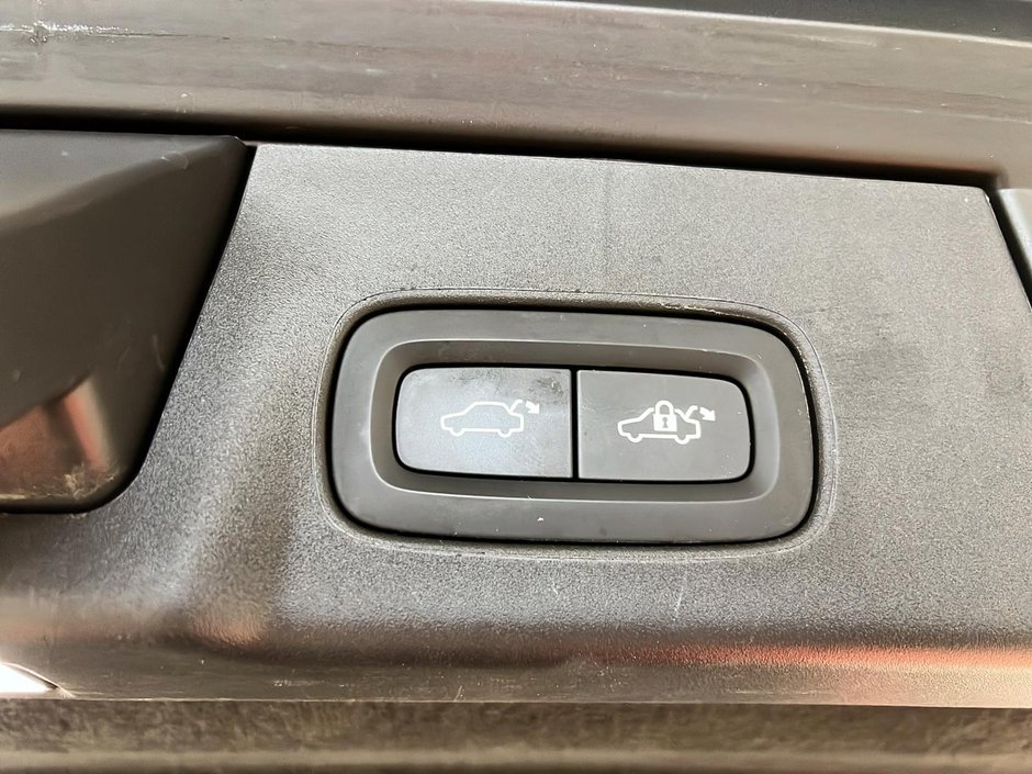 Volvo V90 B6 CROSS COUNTRY PLUS 2023-14