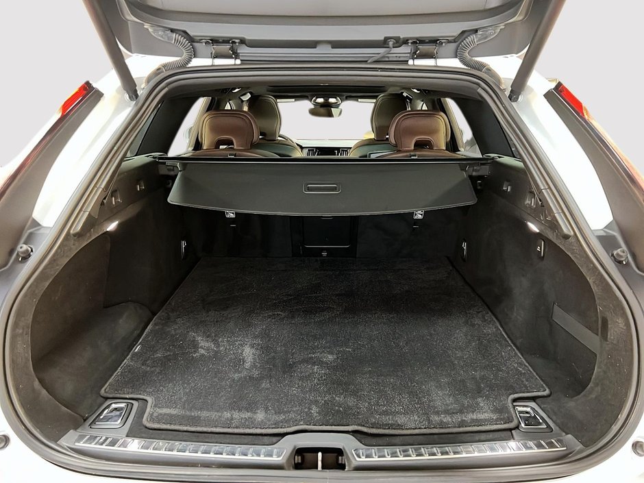 Volvo V90 B6 CROSS COUNTRY PLUS 2023-13