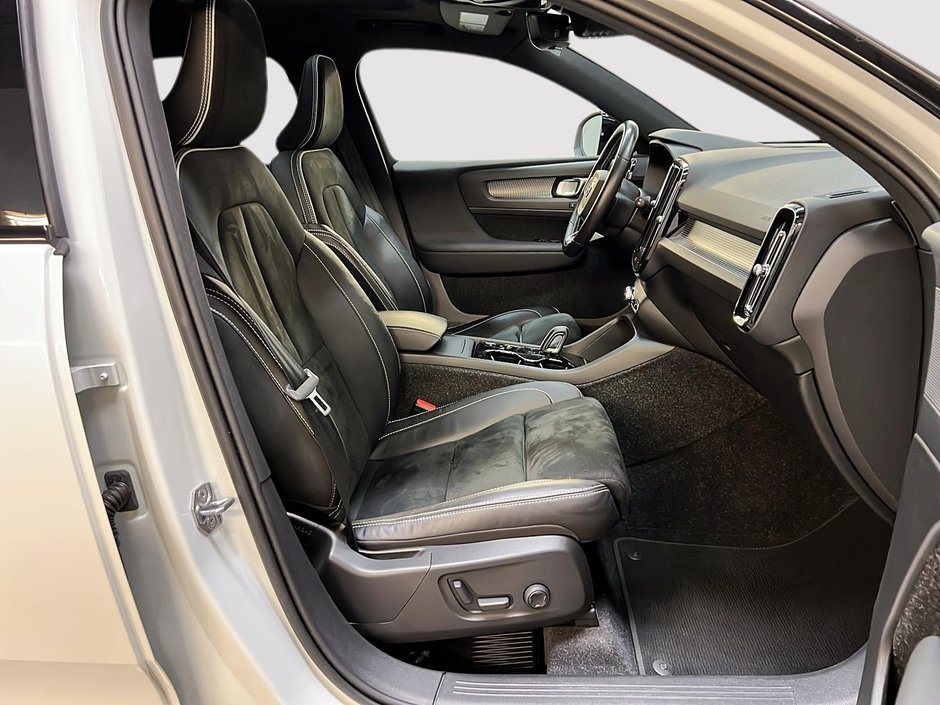 2021 Volvo XC40 T5 R-DESING TOIT PANO NAV 4RM-7