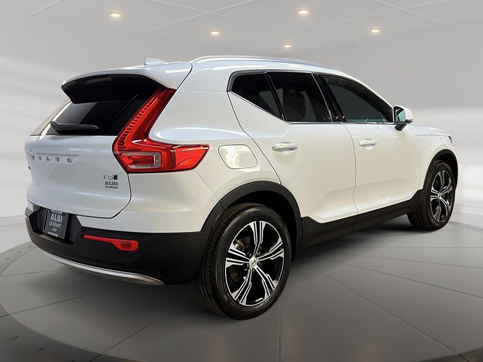 Volvo XC40 INSCRIPTION CUIR TOIT PANO NAV 4RM 2022-3