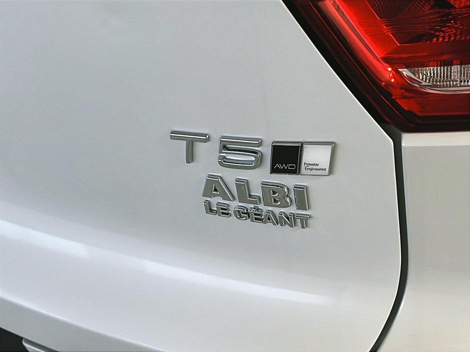 Volvo XC40 T5 R-DESIGN TOIT PANO NAV 4RM 2022-29