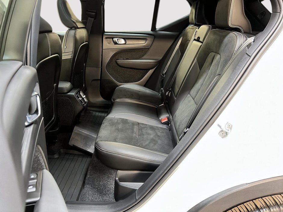 Volvo XC40 T5 R-DESIGN TOIT PANO NAV 4RM 2022-8
