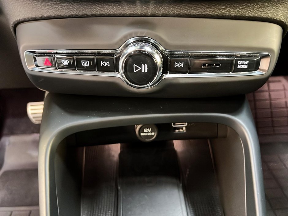 Volvo XC40 T5 R-DESIGN TOIT PANO NAV 4RM 2022-15