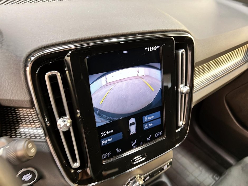 Volvo XC40 T5 R-DESIGN TOIT PANO NAV 4RM 2022-17