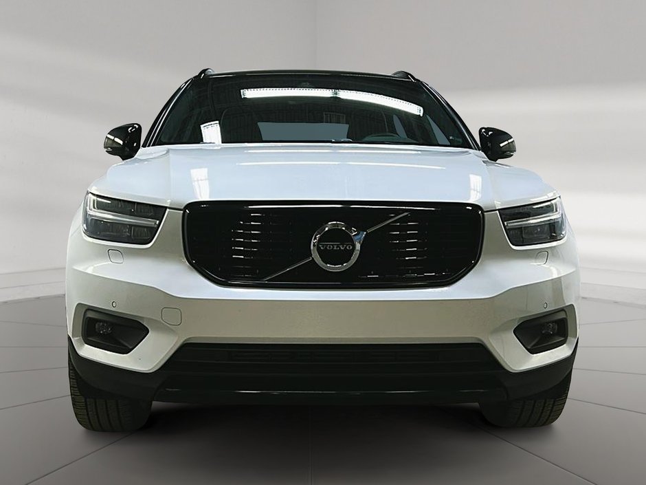 Volvo XC40 T5 R-DESIGN TOIT PANO NAV 4RM 2022-1