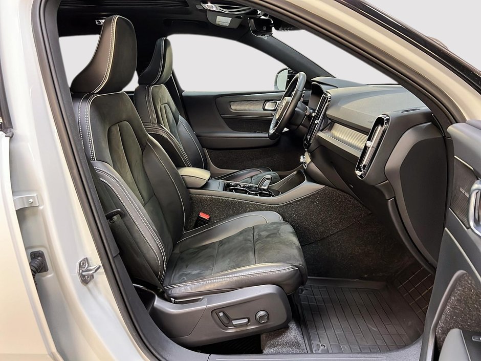 Volvo XC40 T5 R-DESIGN TOIT PANO NAV 4RM 2022-7