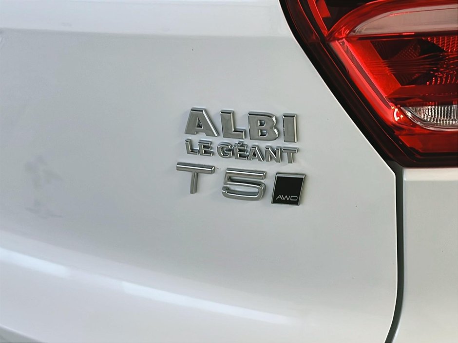 2022 Volvo XC40 T5 MOMENTUM CUIR TOIT PANO NAV-29
