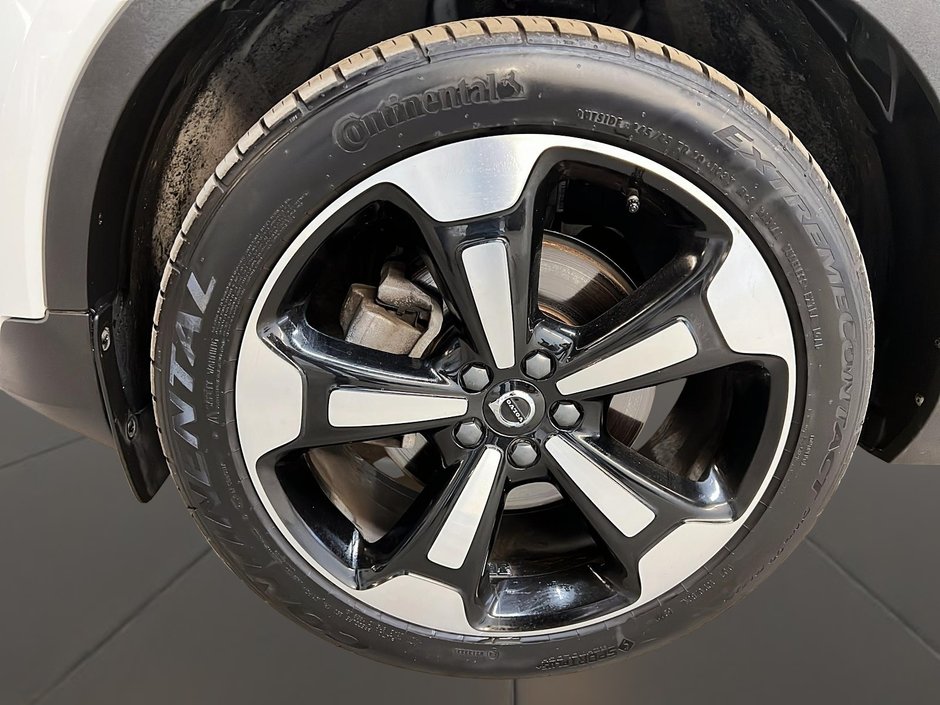 2022 Volvo XC40 T5 MOMENTUM CUIR TOIT PANO NAV-30