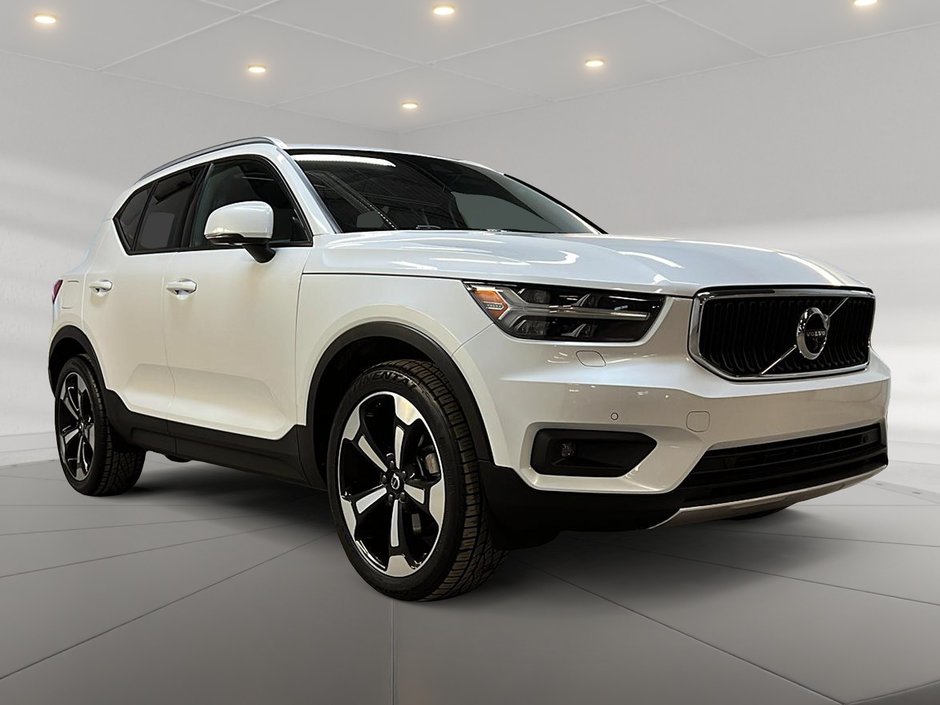 2022 Volvo XC40 T5 MOMENTUM CUIR TOIT PANO NAV-2