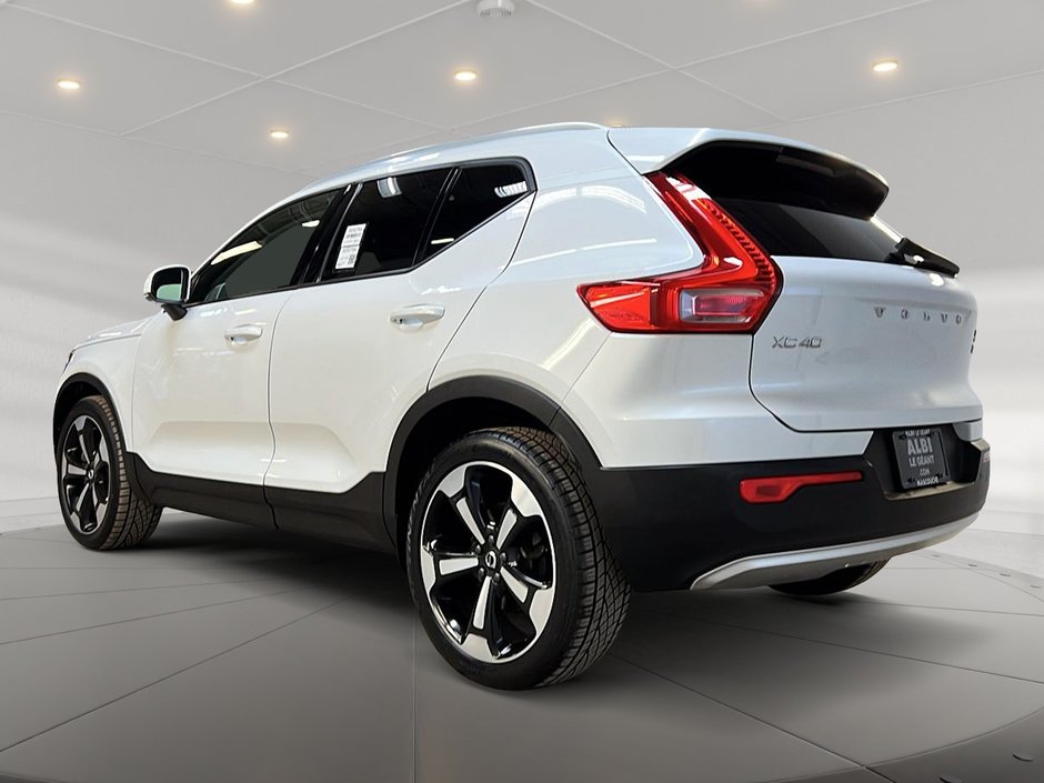 2022 Volvo XC40 T5 MOMENTUM CUIR TOIT PANO NAV-5