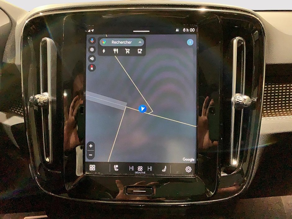 2022 Volvo XC40 RECHARGE ULTIMATE TOIT PANO NAV 4RM-11