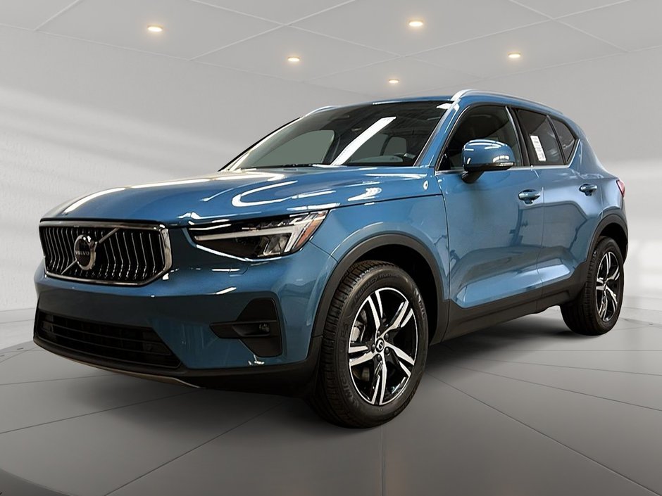 Volvo XC40 B5 PLUS CUIR TOIT PANO NAV 4RM 2023-0