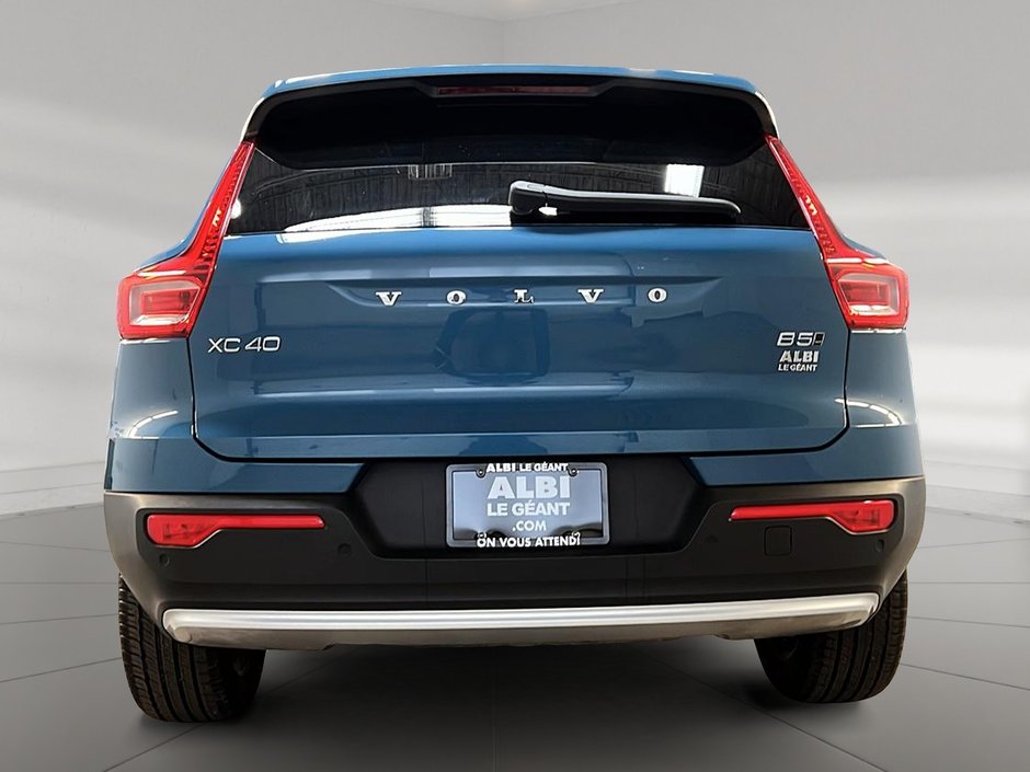 Volvo XC40 B5 PLUS CUIR TOIT PANO NAV 4RM 2023-4