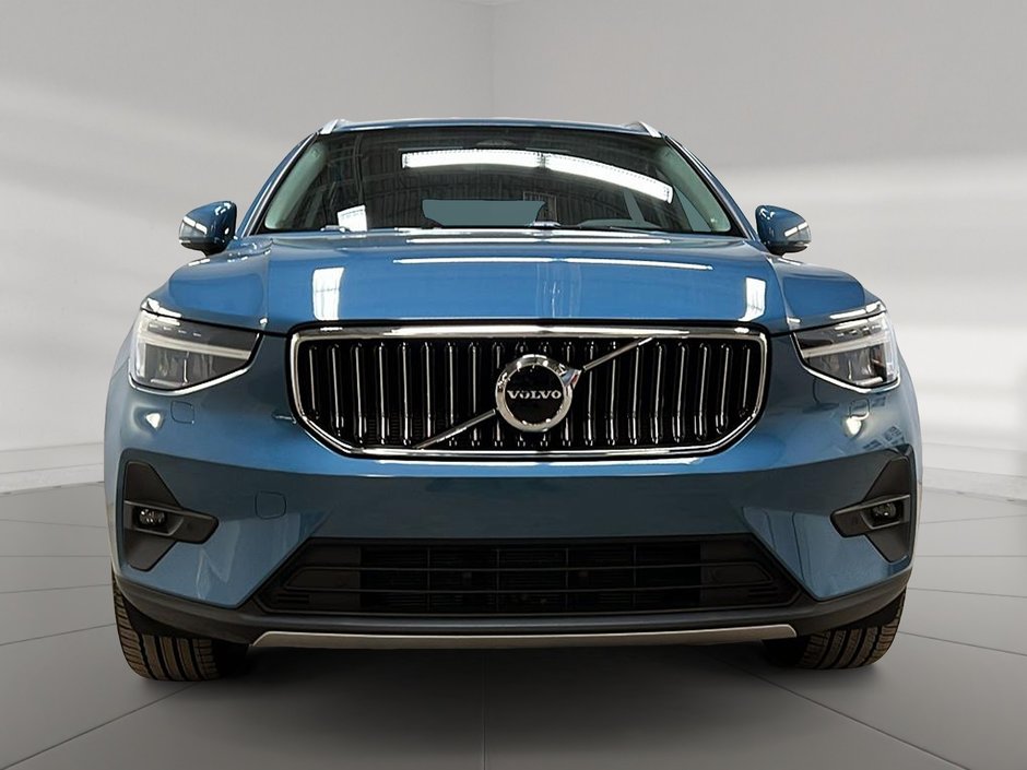 Volvo XC40 B5 PLUS CUIR TOIT PANO NAV 4RM 2023-1