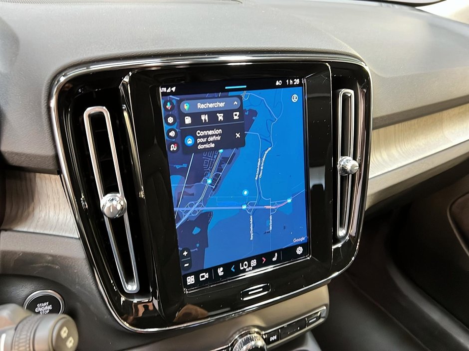 Volvo XC40 B5 PLUS CUIR TOIT PANO NAV 4RM 2023-17
