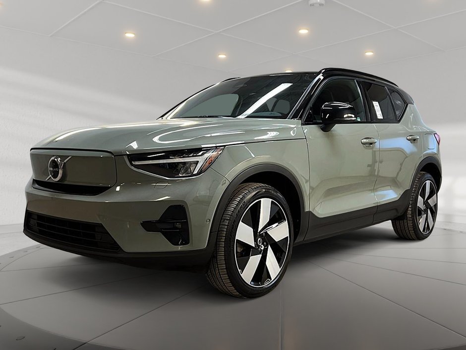 Volvo XC40 TWIN RECHARGE PLUS TOIT PANO NAV 4RM 2023-0