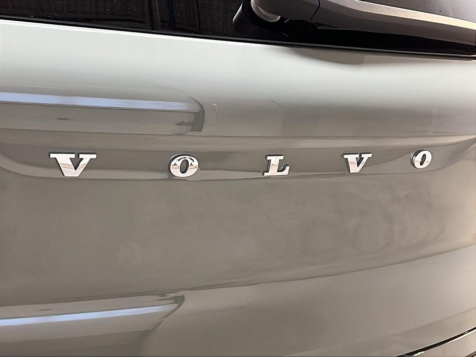 Volvo XC40 TWIN RECHARGE PLUS TOIT PANO NAV 4RM 2023-27