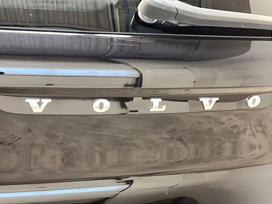 2023 Volvo XC40 B5 PLUS CUIR TOIT PANO NAV 4RM-28