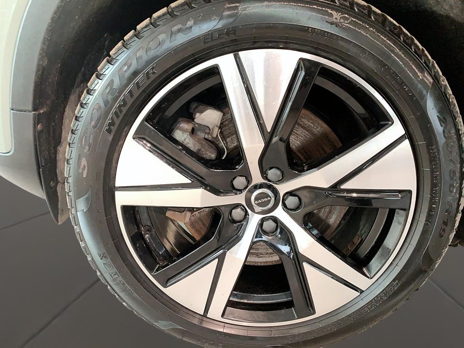 2023 Volvo XC40 RECHARGE ULTIMATE TOIT PANO NAV 4RM-19