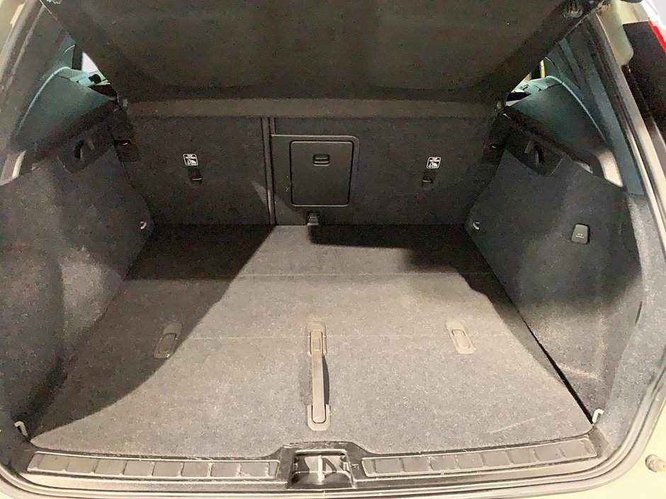 2023 Volvo XC40 RECHARGE ULTIMATE TOIT PANO NAV 4RM-15