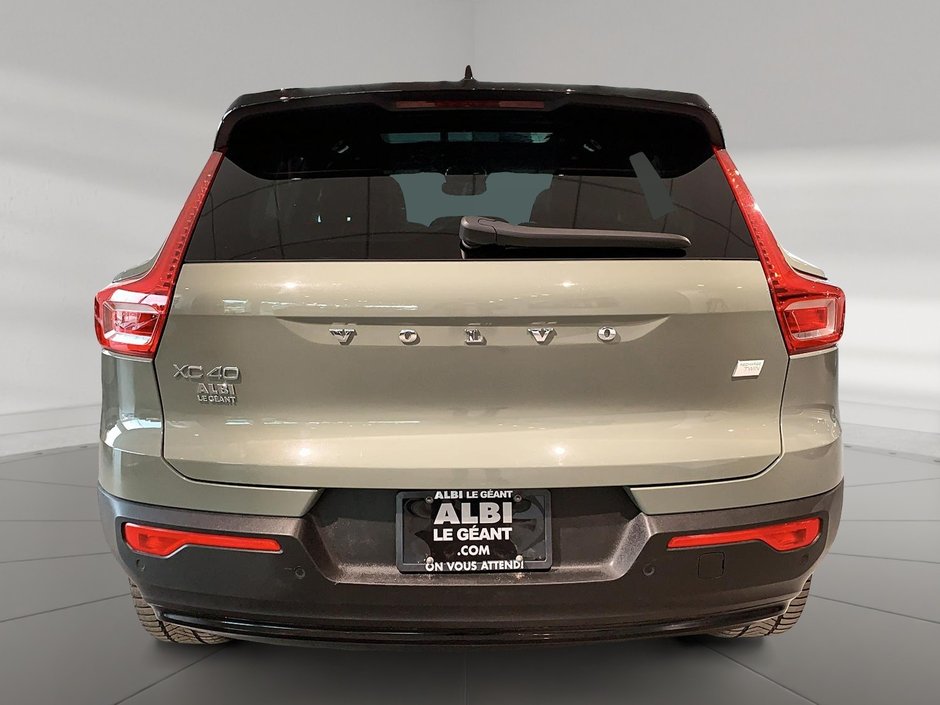 2023 Volvo XC40 RECHARGE ULTIMATE TOIT PANO NAV 4RM-4