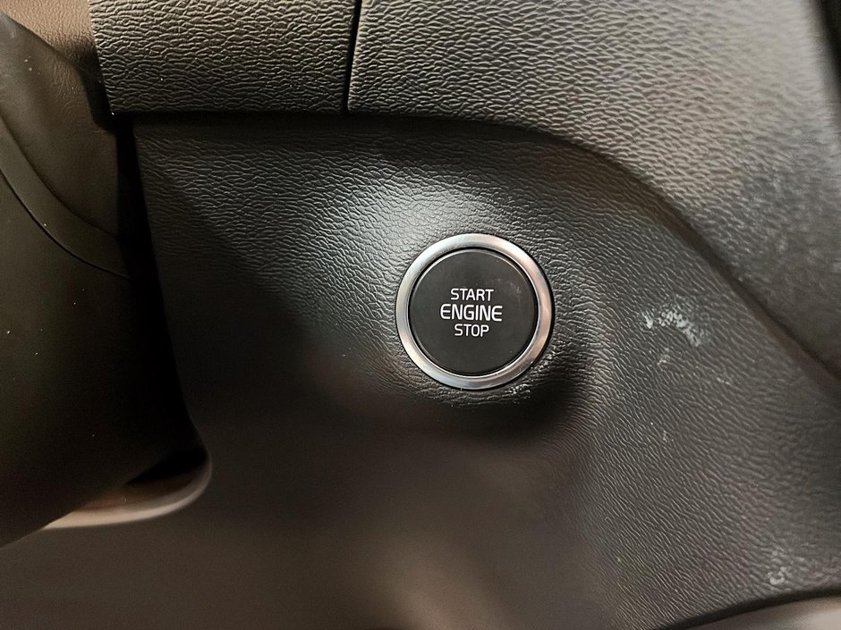 2023 Volvo XC40 B4 CORE CUIR NAV  4RM-18