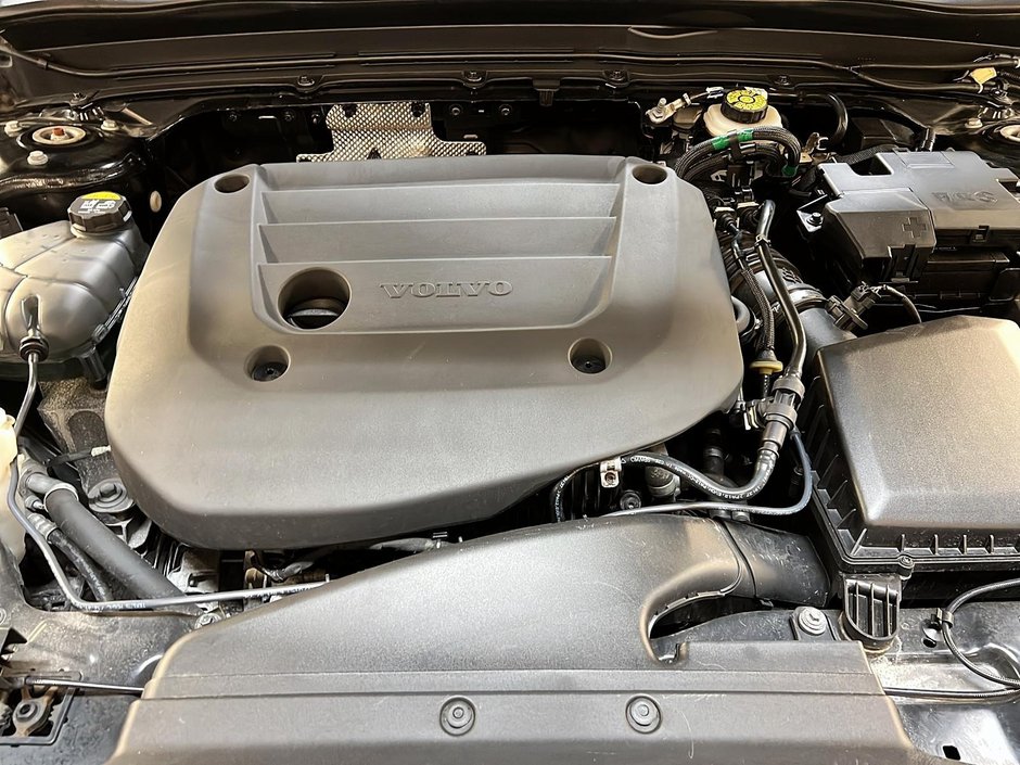 2023 Volvo XC40 B4 CORE CUIR NAV  4RM-10