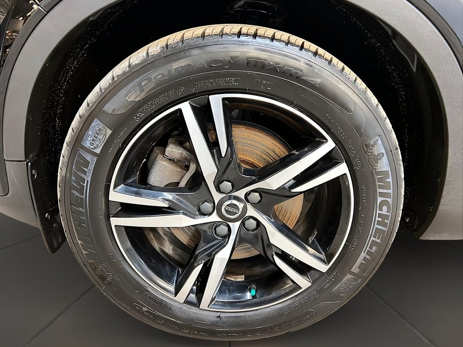 2023 Volvo XC40 B4 CORE CUIR NAV  4RM-29