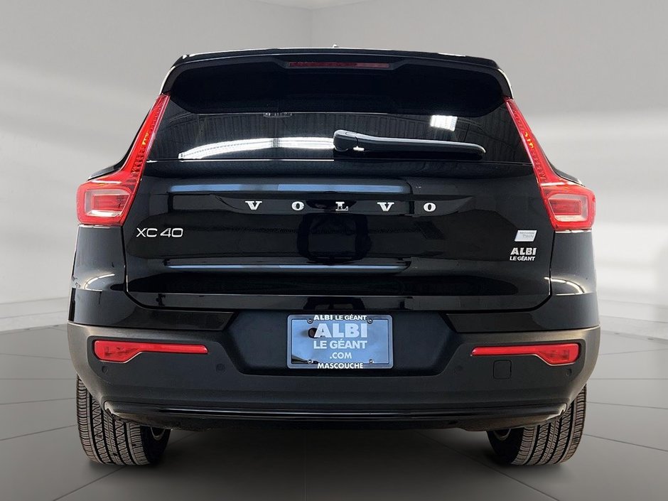 2024 Volvo XC40 TWIN RECHARGE CORE NAV 4RM-4