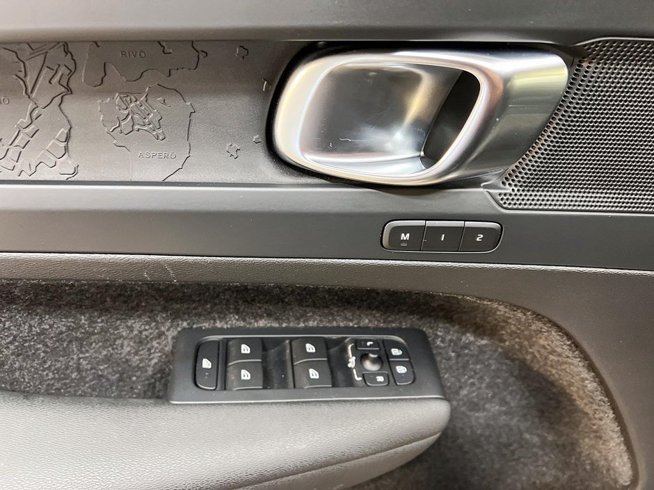 2024 Volvo XC40 TWIN RECHARGE CORE NAV 4RM-20