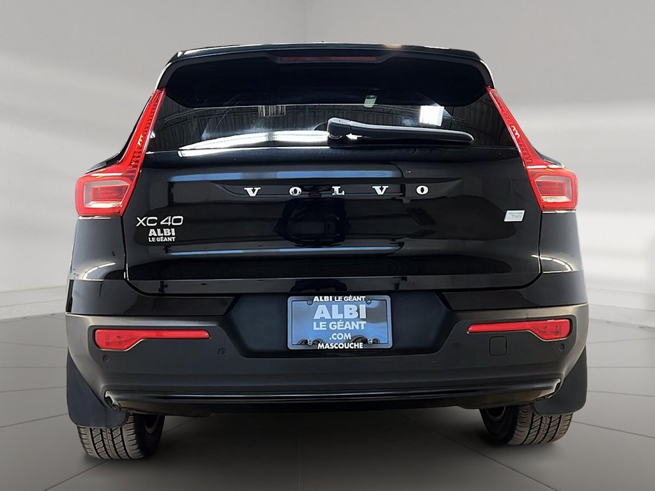 Volvo XC40 RECHARGE TWIN PLUS DARK TOIT PANO NAV 4RM 2024-4