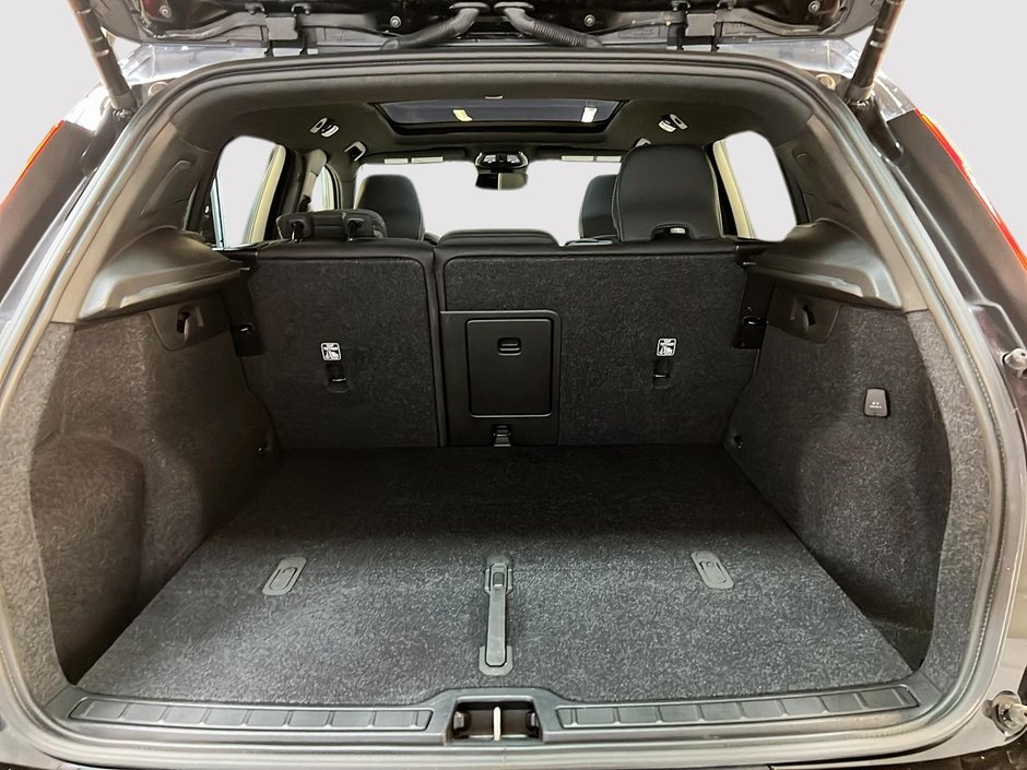 Volvo XC40 RECHARGE TWIN PLUS DARK TOIT PANO NAV 4RM 2024-12