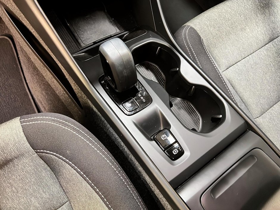 2024 Volvo XC40 B5 CORE NAV 4RM-13