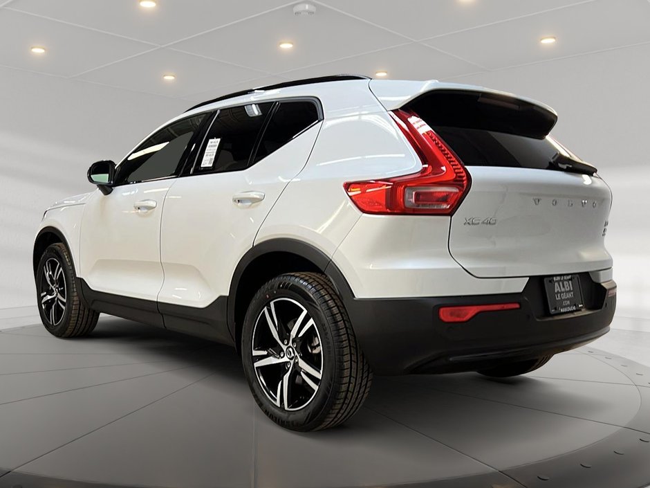 2024 Volvo XC40 B5 CORE NAV 4RM-5