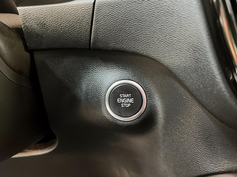 2024 Volvo XC40 B5 CORE NAV 4RM-18